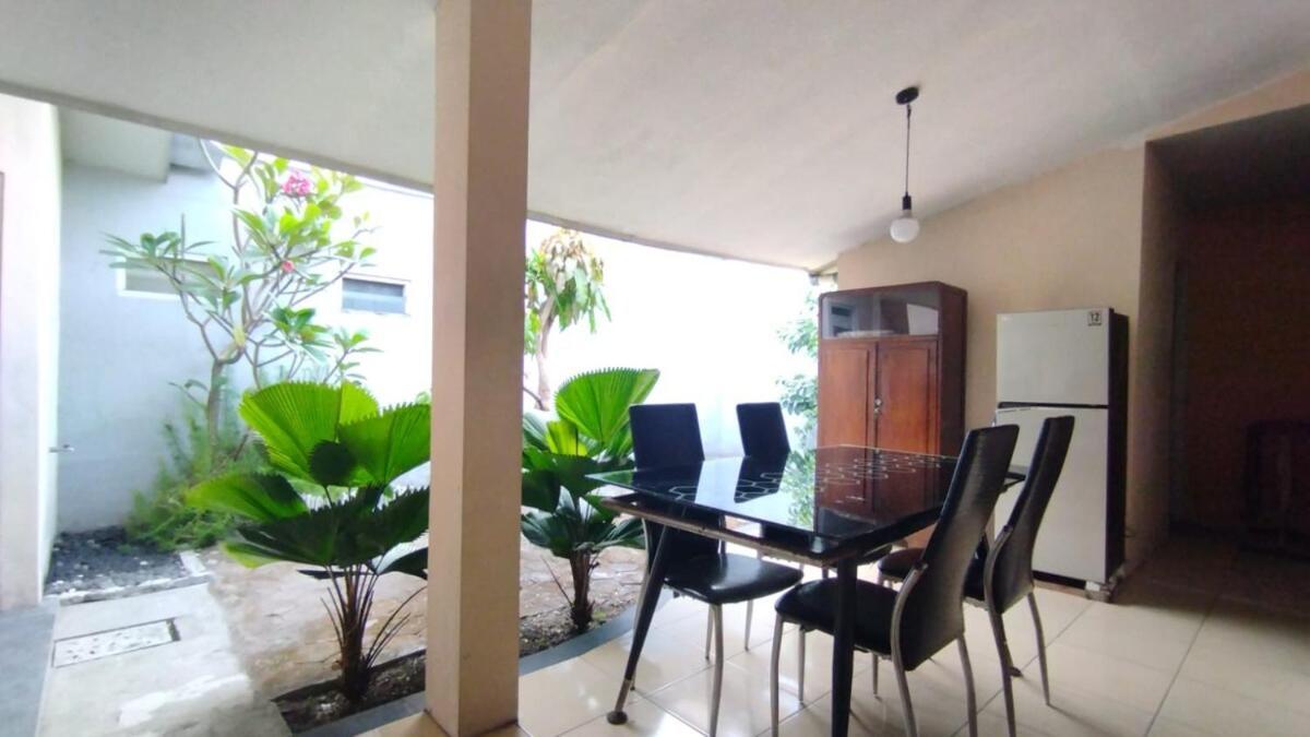 Sadana Villahouse Ngadinegaran Yogyakarta Bagian luar foto